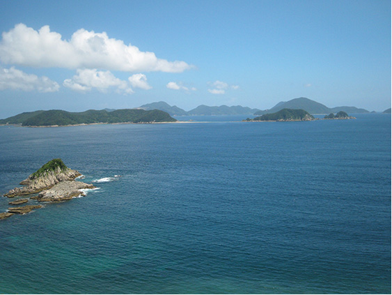 Tonboro on Maejima